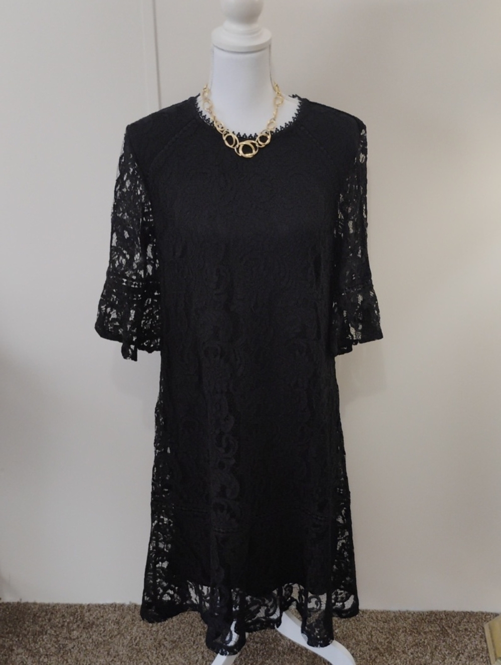 Isaac Mizrahi Black Lace Midi Dress